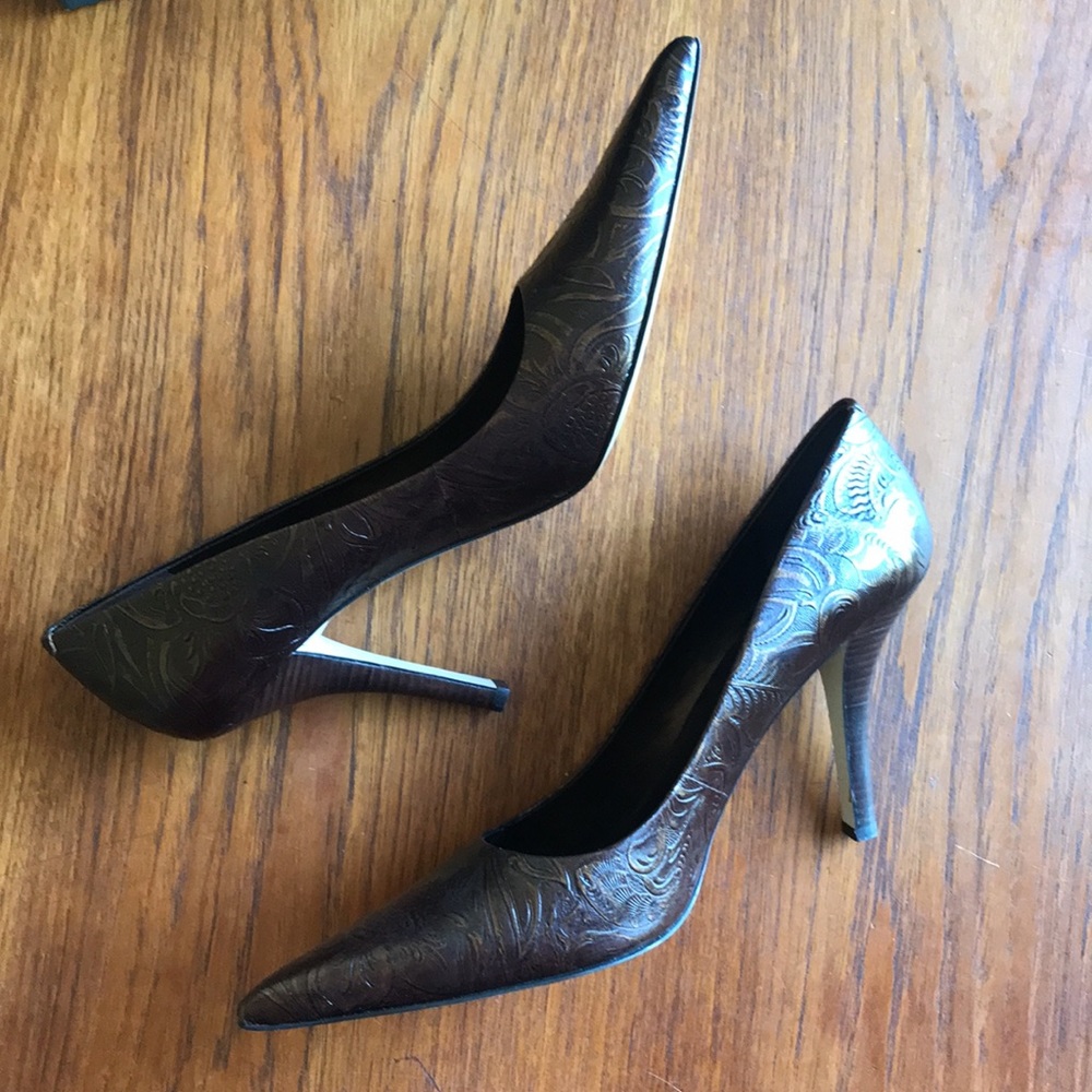 Nine West NWFreda dark brown texture pumps